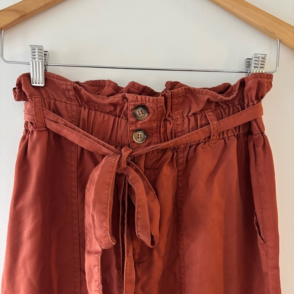 C’est Toi 100% Tencel Rust Colored Paper Bag Tied Waist Straight Leg Pants - Picture 3 of 10